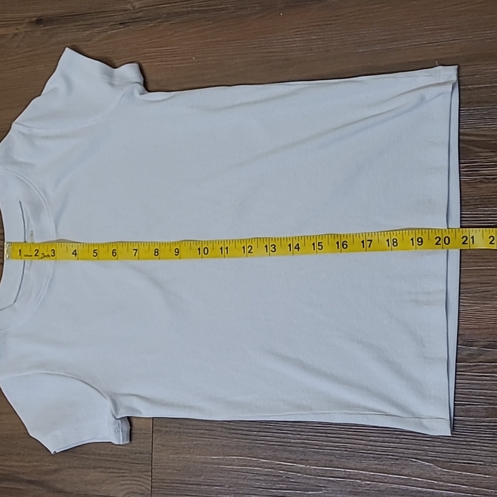 Madewell  White Short Sleeve Tee‎ used good condition. - Picture 4 of 7